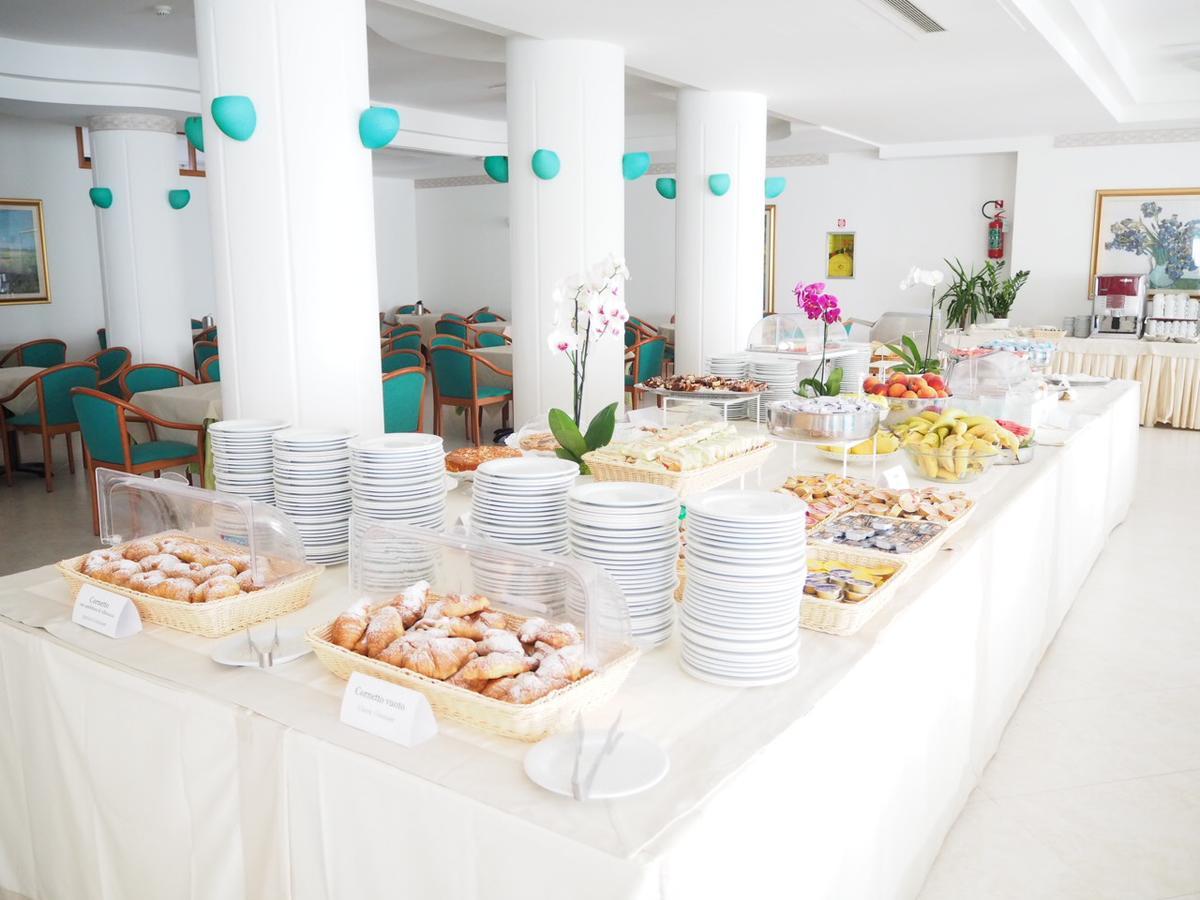 Oasiclub Hotel Vieste Extérieur photo