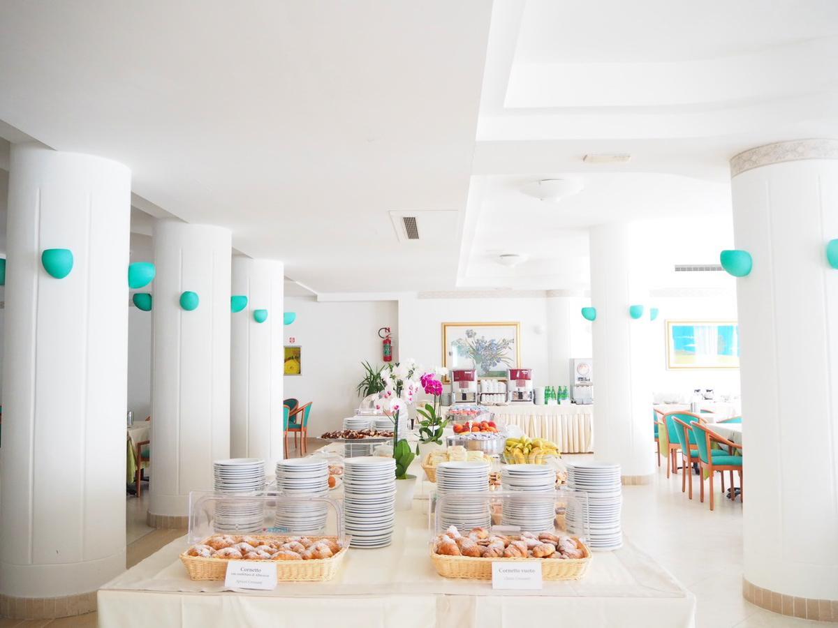 Oasiclub Hotel Vieste Extérieur photo