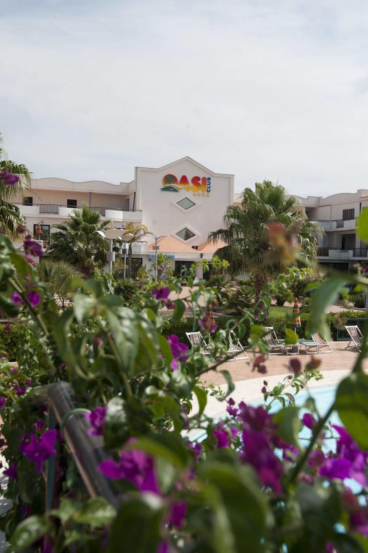 Oasiclub Hotel Vieste Extérieur photo