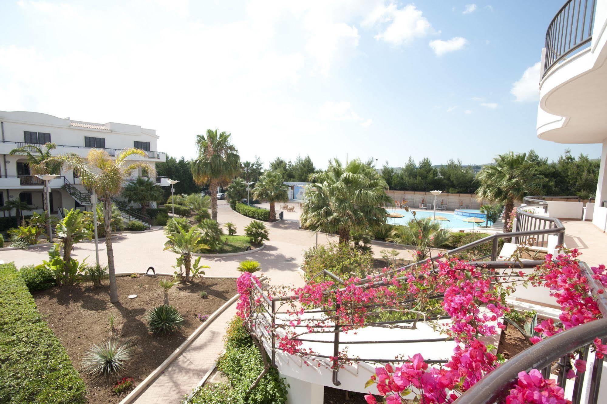 Oasiclub Hotel Vieste Extérieur photo