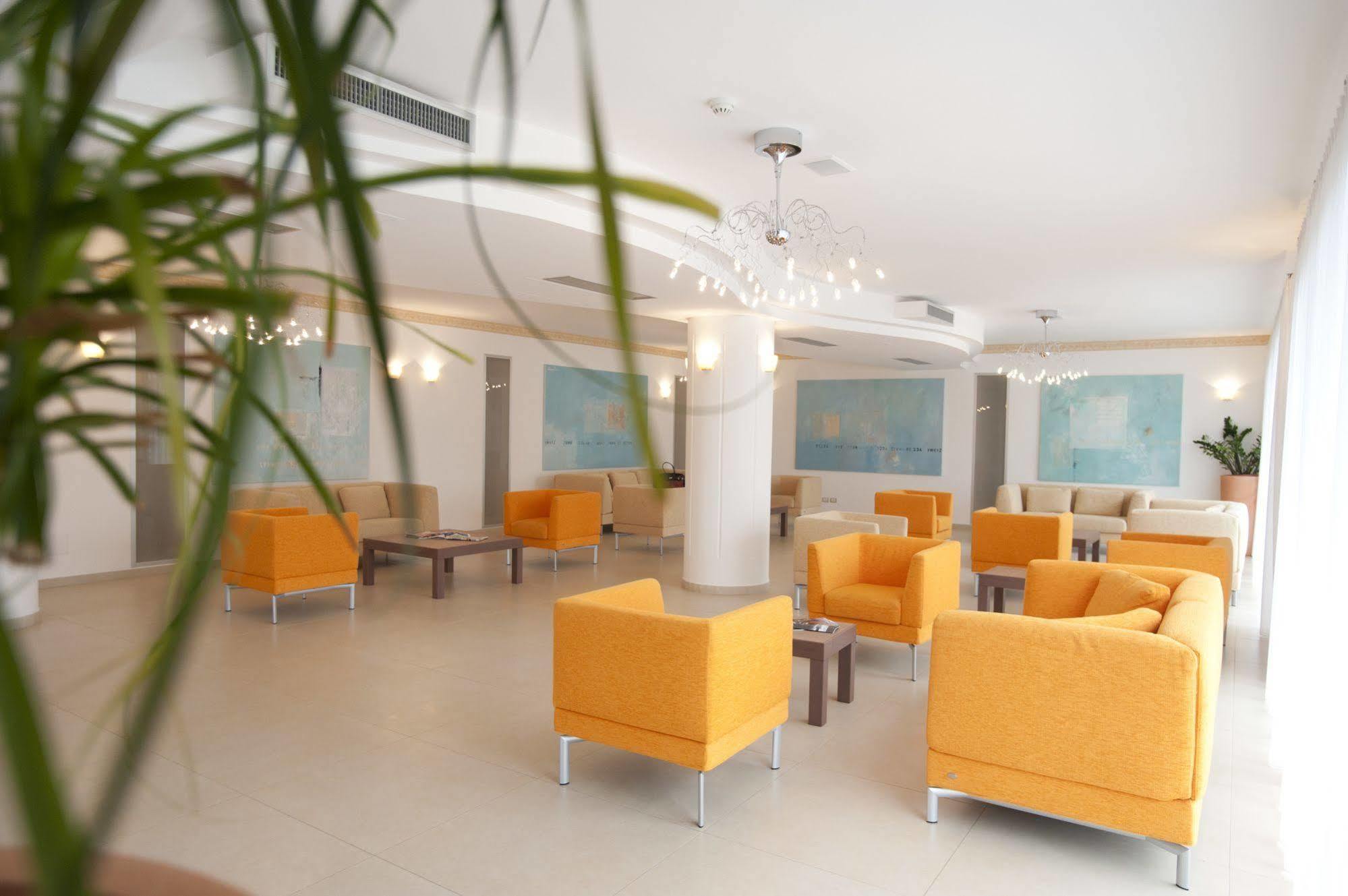 Oasiclub Hotel Vieste Extérieur photo