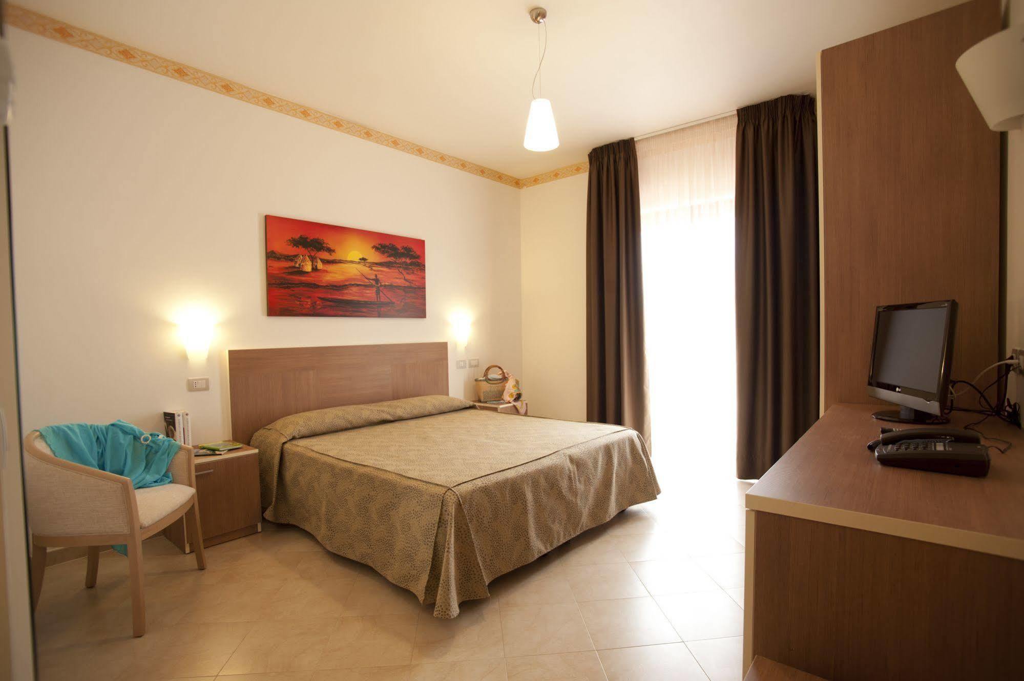 Oasiclub Hotel Vieste Extérieur photo