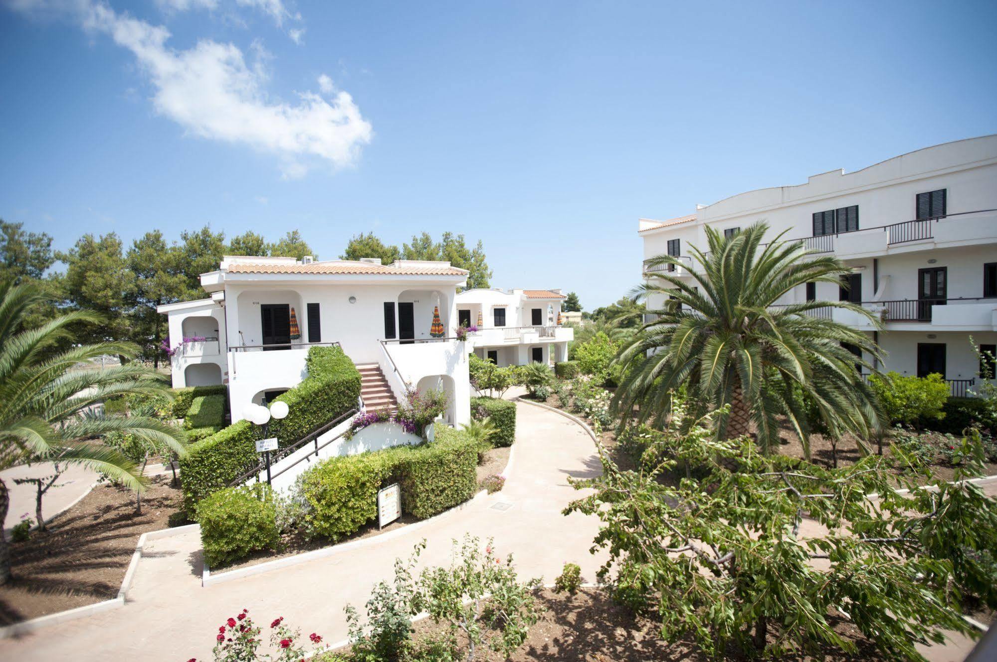 Oasiclub Hotel Vieste Extérieur photo
